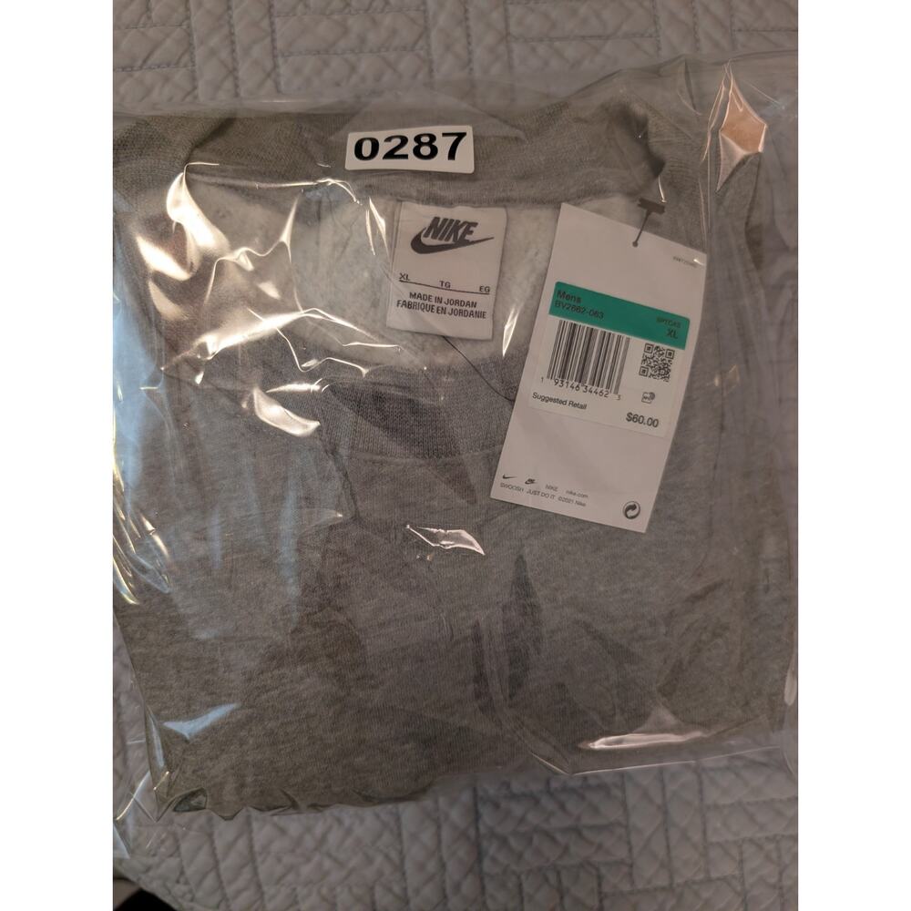 NWT Nike Men's Sweatshirt XL Gray Sportswear Club Fleece Crewneck (0287) - Picture 12 of 12